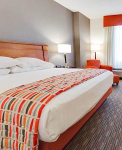 Drury Inn & Suites - 40