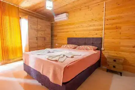 Gul Pension - 31