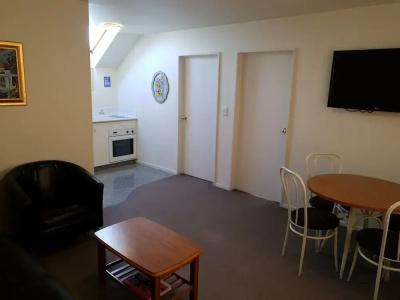 Rosewood Court - 64
