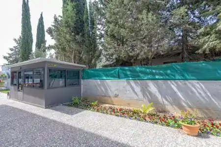A Suite Side - 15