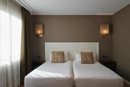 Acta Splendid - 138