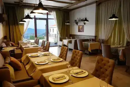 Oak Leaf Residences - 19
