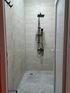 Karvi Hostel & Suites - 60