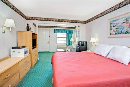 Traveby Wyndham Suites St Augustine - 37