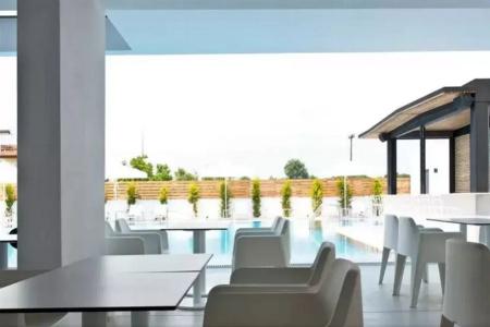 The Oak - 8