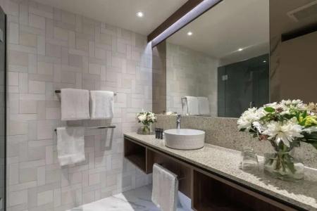 Rydges Latimer - 75