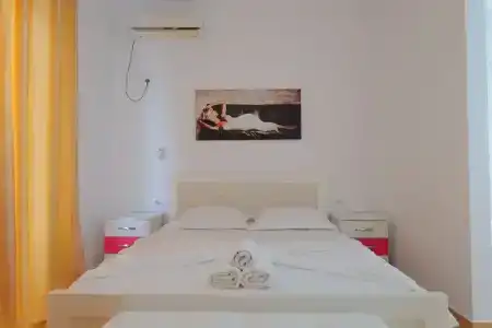 Irini - 37