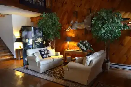 Greenbrier Inn - 15