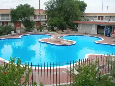 La Hacienda - 7