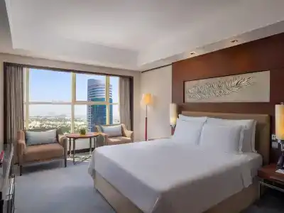 Grand Millennium Dubai - 7