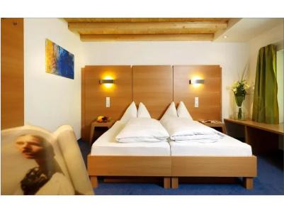 Gradiva - 35