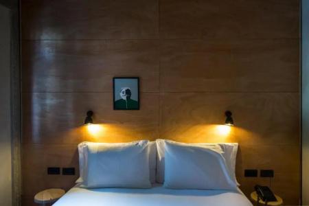 In Gallery & Spa - 106