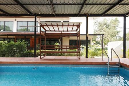 Oyo 733 t Resort - 12
