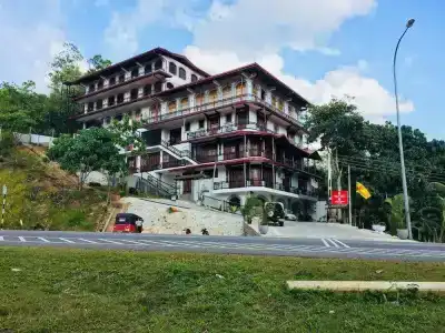 OYO 240 Grand Highway Resort - 20