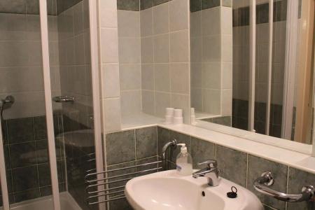 Boulevard City Guesthouse - 7