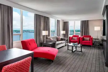 Deltas by Marriott Waterfront - 58