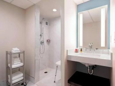 Irvine Marriott - 79
