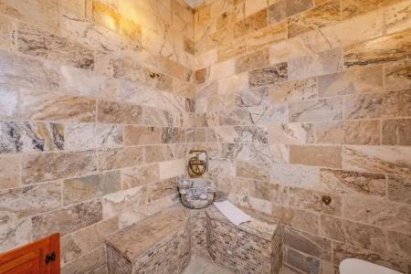Calypso Cave Suites - 106