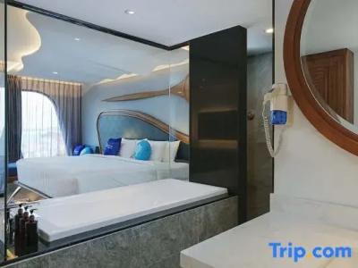 The Oceanic Sportel - Sha Extra Plus - 47