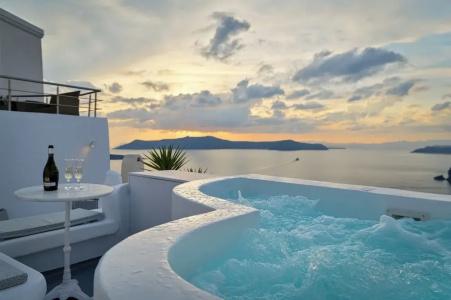 Trieris Villa & Suites - 24