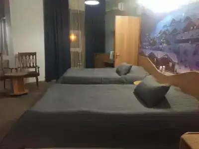 Три Дельфина - 26