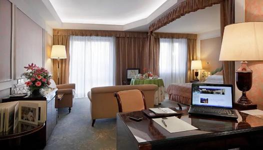 Grand Excelsior's - 174