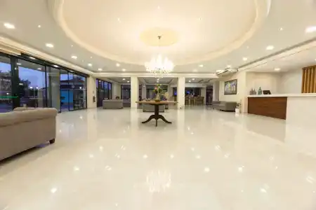 Robolla Beach Aparthotel - 1