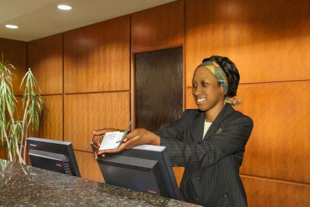 Embassy Suites - 28