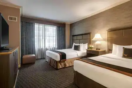 The Whitehall - 23