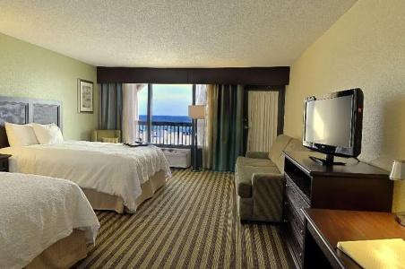 Hampton Inn - 113