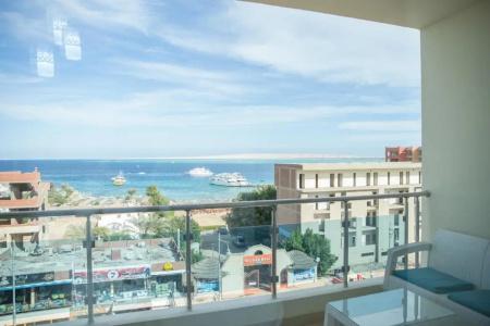 Redcon Suites - 200
