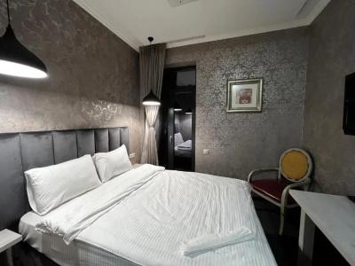 Day Inn - 45