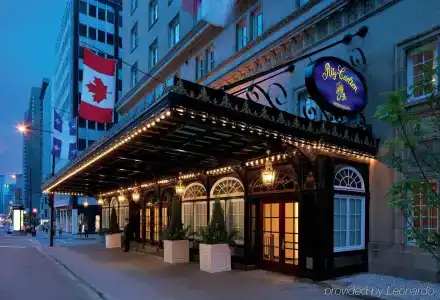 The Ritz-Carlton, - 0