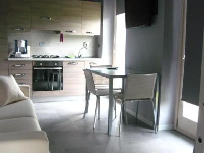 Red Wine Camere - 55