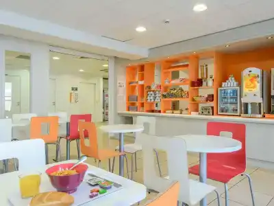 Première Classe La Rochelle Centre - Les Minimes - 11