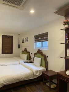 Vision Premier & Spa - 65