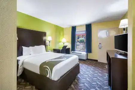 Quality Inn-Central Park Area - 6