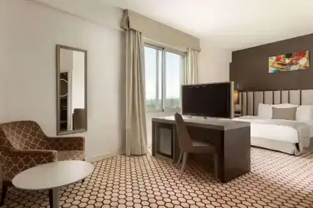 Ramada By Wyndham Soma - 24