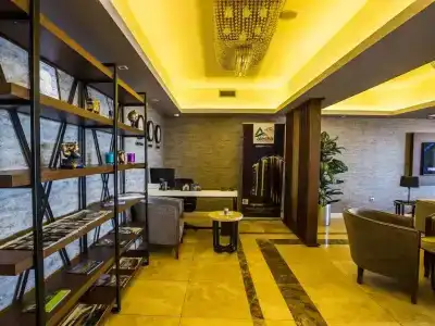 Alesha Suite & Residence - 17