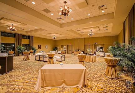 Courtyard by Marriott - 29