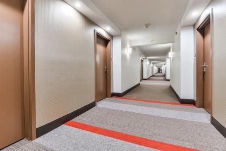 Four Points by Sheraton - 12