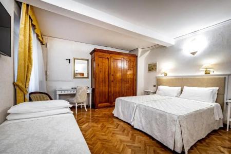 Alessandra - 70