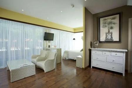 Best Western Premier Montfleuri - 30