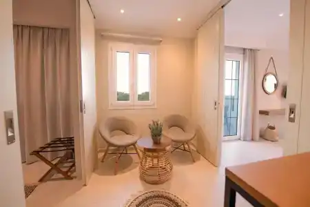 Ekati Mare Boutique Resort & Suites - 171