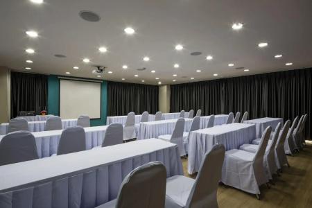Livotel Lat Phrao Bangkok - 16