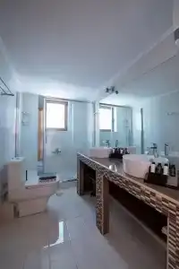 Cyrenia Guesthouse - 84