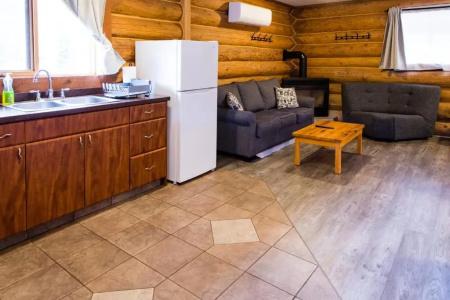 Glacier House & Resort - 121
