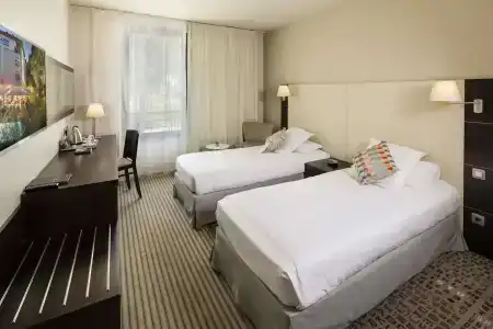 Best Western Plus hôTel De l'Arbois - 2
