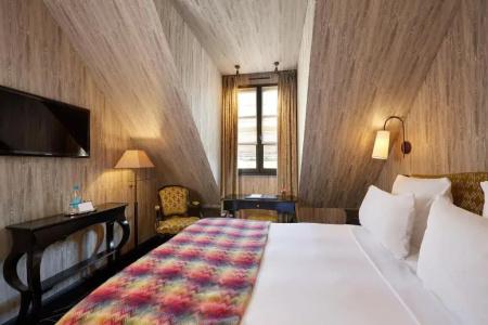 Le Pavillon de la Reine & Spa - Small Luxurys of the World - 90