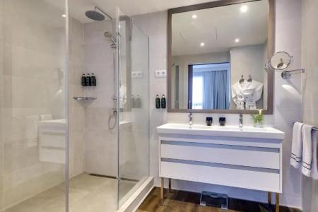 Melia Madrid Serrano - 83